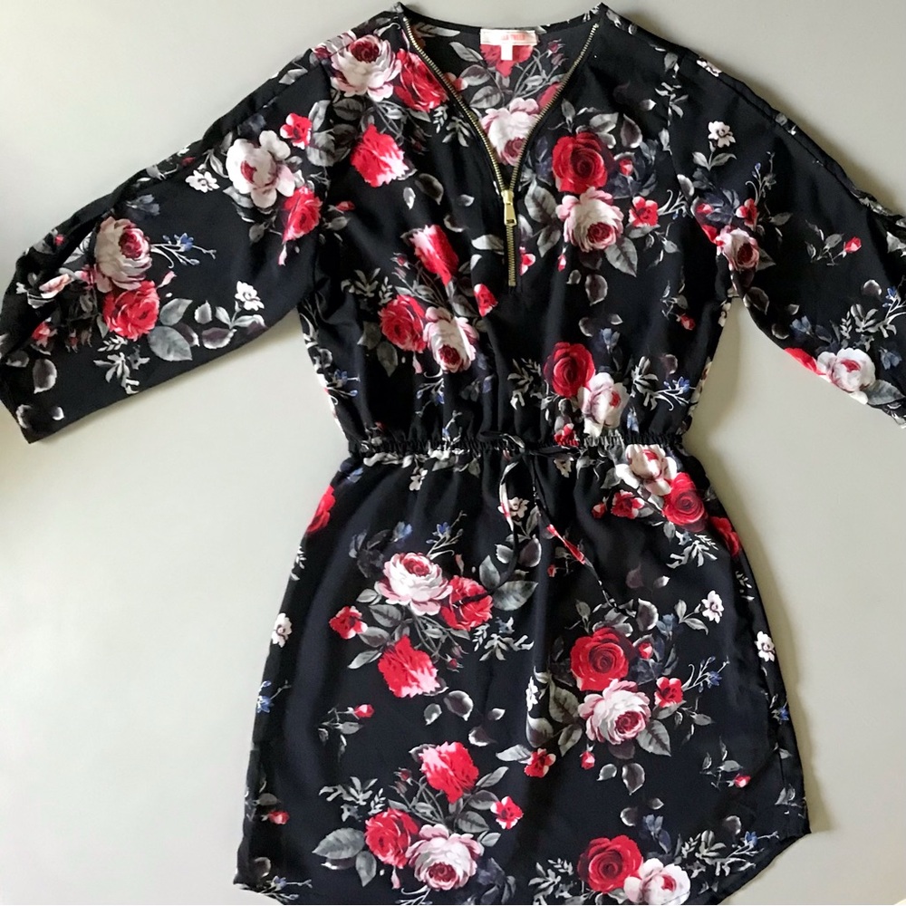STELLA TWEED Rose Floral Print Gold Zipper Neckline Cinched Waist Romantic Dress